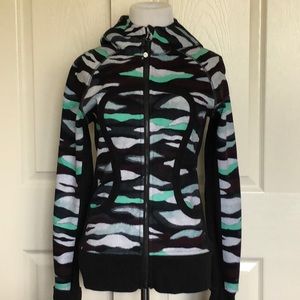 Lululemon Scuba Hoodie Size 6
